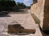 Vilalba dels Arcs - Safaretjos. - Interessant la mida i la qualitat dels carreus que apareixen a la paret de la dreta d'aquesta fotografia: Quelcom a veure amb l'època romana (?).