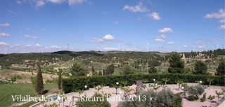 Vilalba dels Arcs - Sorprenent la quantitat d'aerogeneradors elèctrics que apareixen en aquesta fotografia.