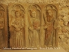 Catedral de Tarragona - Una part de la predel·la d'un retaule. Pedra calcària policromada. Segle XIV. Maldà (Urgell).