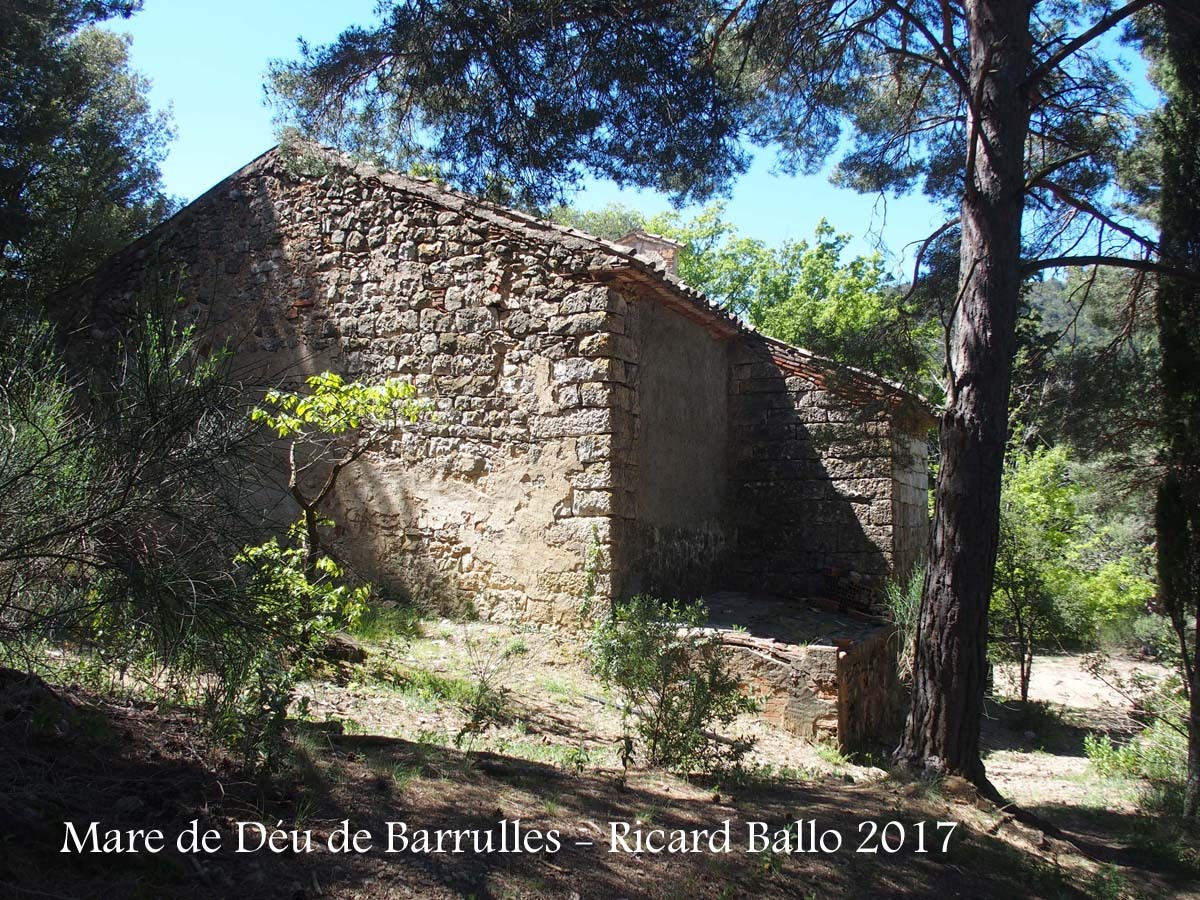 Ermita de la Mare de Déu de Barrulles – Capafonts