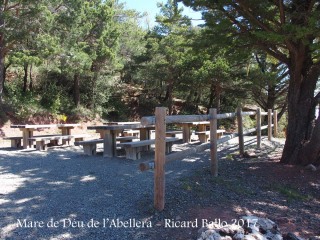 Ermita de la Mare de Déu de l’Abellera – Prades - Zona de pícnic