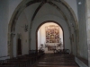 Ermita de la Mare de Déu de Montanyans – Castellet i la Gornal - Aquesta fotografia de l'interior de l'església ha estat obtinguda posant la màquina de fotografiar dins de la petita obertura de forma rectangular que hi ha al costat de la porta d'entrada, que naturalment, estava tancada.