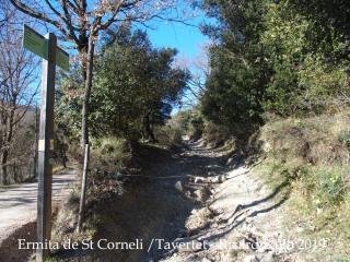Ermita de Sant Corneli-Tavertet-Detall camí-Inici  drecera