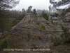 Una vista des del camí a l'Ermita de Santa Perpètua – Gurb / Estranya formació rocosa