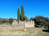 Església de Sant Feliu de Lluelles – Montmajor - Cementiri, situat al davant de l'església