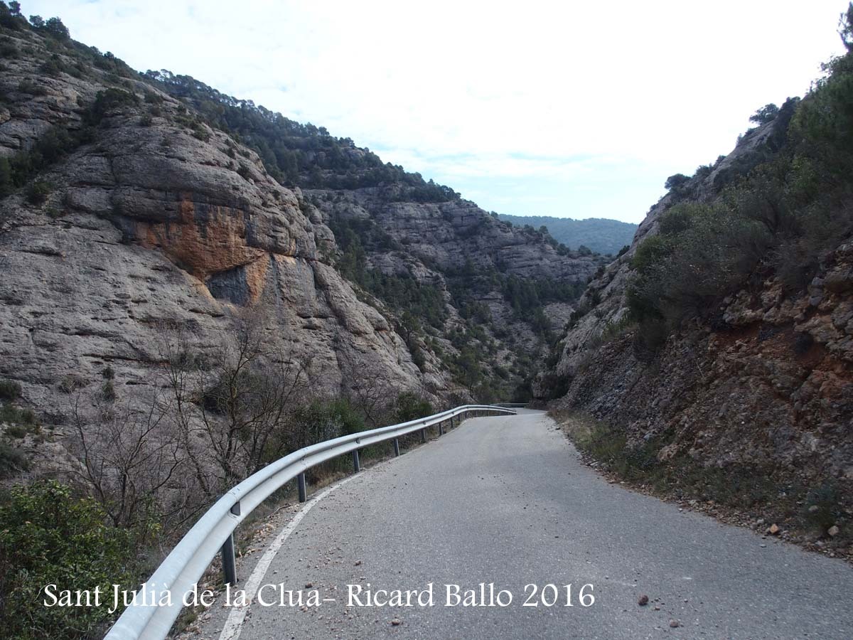 Anant a l'Església de Sant Julià de la Clua – Artesa de Segre