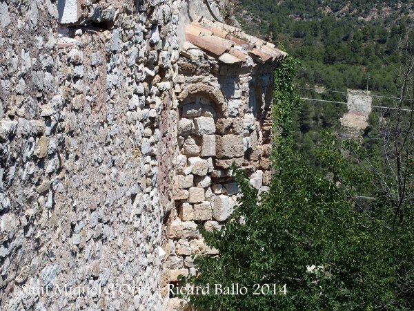 Església de Sant Miquel d'Orpí - Bages - Absis romànic.