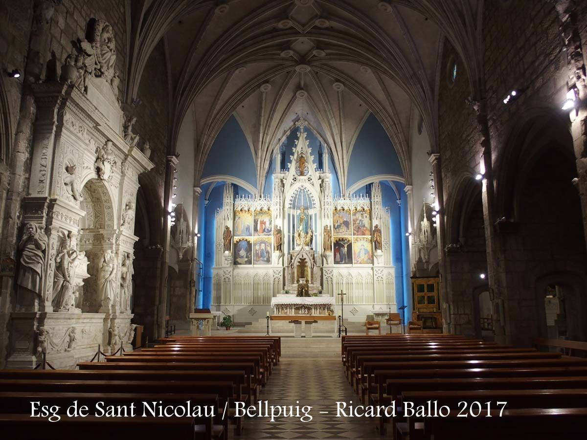 Església de Sant Nicolau - Bellpuig - A l'esquerra de la fotografia apareix el mausoleu de Ramon Folch de Cardona-Anglesola