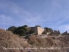 Església de Santa Maria de Montlleó – Ribera d’Ondara. Al fons de la fotografia apareix un vèrtex geodèsic. Segurament el castell de Montlleó havia estat bastit en aquest lloc.