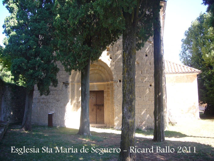 esglesia-de-santa-maria-de-seguero-110920_503