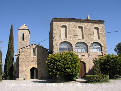 Església de Santa Maria de Viladordis – Manresa - Al costat, la rectoria.
