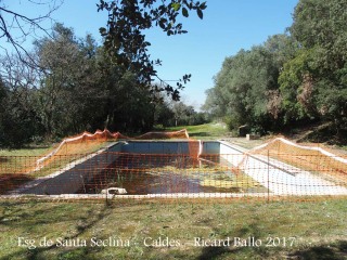 Església de Santa Seclina – Caldes de Malavella - Zona exterior