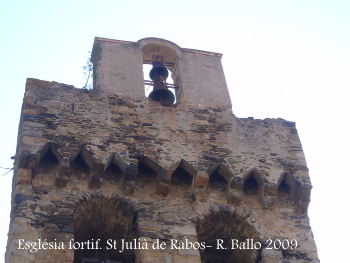 esglesia-fortificada-de-sant-julia-de-rabos-090715_522