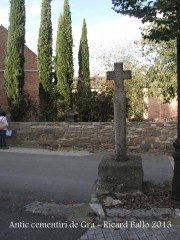 Església parroquial de Sant Salvador de Gra – Torrefeta i Florejacs - Cementiri.