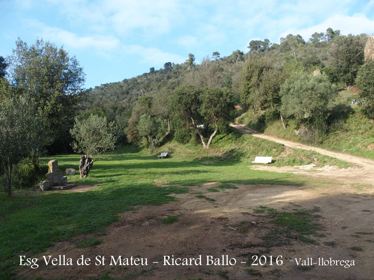 Església VELLA de Sant Mateu – Vall-llobrega