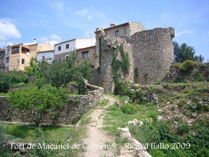 torre-macanet-de-cabrenys-090711_512