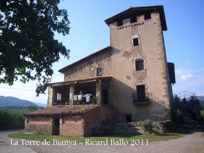 la-torre-de-bianya-110908_508