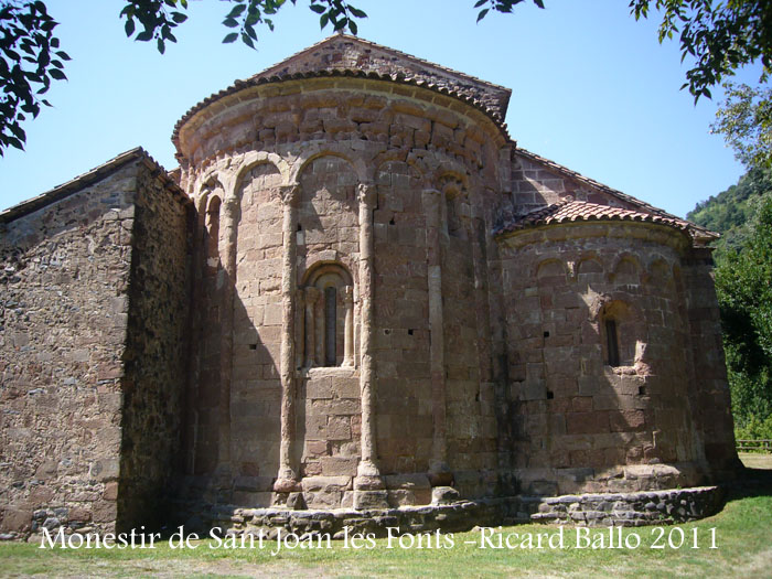 monestir-de-sant-joan-les-fonts-110822_525