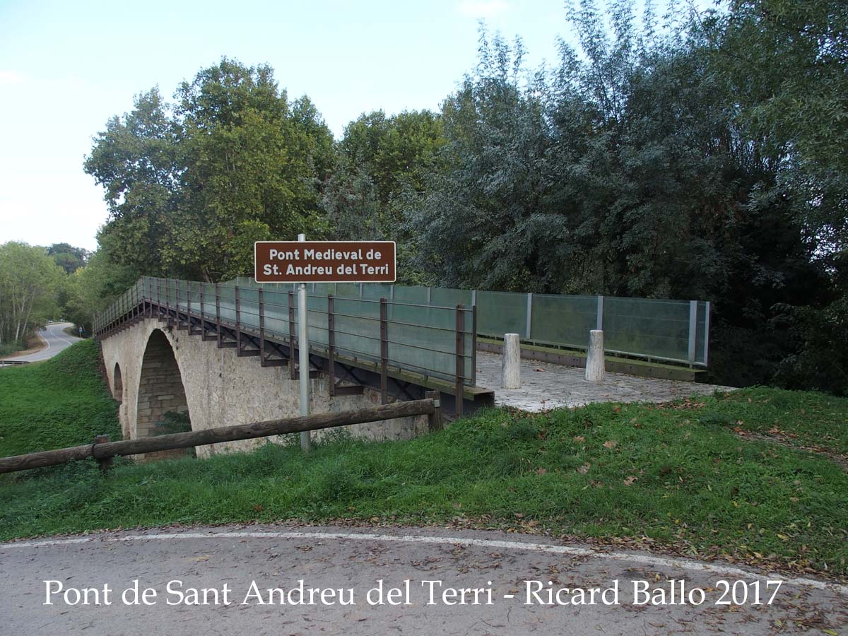 Pont medieval de Sant Andreu Cornellà del Terri / Pla de l’Estany Catalunya Medieval