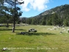 Refugi Font de les Pollineres - En aquest lloc és on hi ha una extensa zona de pícnic, amb bancs i taules de pedra i barbacoes.