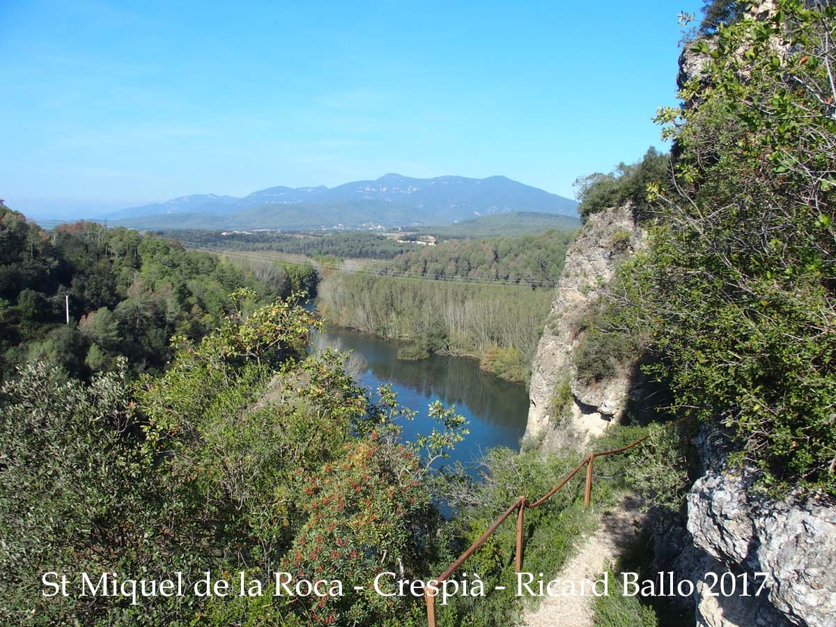 Vistes des de l'ermita de Sant Miquel de la Roca