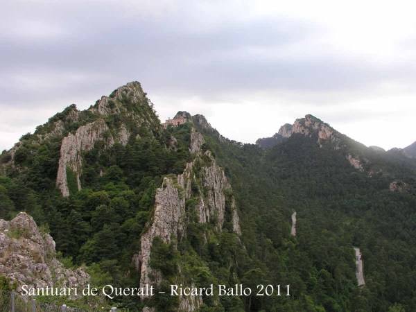 Vistes del Santuari de la Mare de Déu de Queralt – Berga