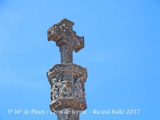 Santuari de Santa Maria de Pinós – Pinós - Creu de terme