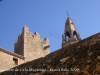 Torre de Ca la Miquelina - Al darrere apareix la part superior del campanar de l\'església parroquial de Sant Jaume.