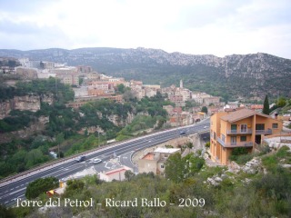 Torre del Petrol - La Riba