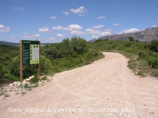 Itinerari per anar a la Torre del telègraf de Can Dolcet - Desviació (3). Cartell "Can Dolcet".