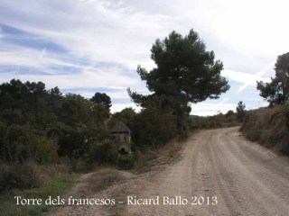 Ruta a la torre dels francesos - 3 - Desviació que baixa al torrent.