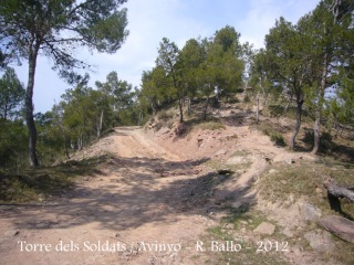 torre-dels-soldats-avinyo-120303_525