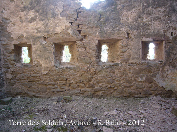 torre-dels-soldats-avinyo-120303_517