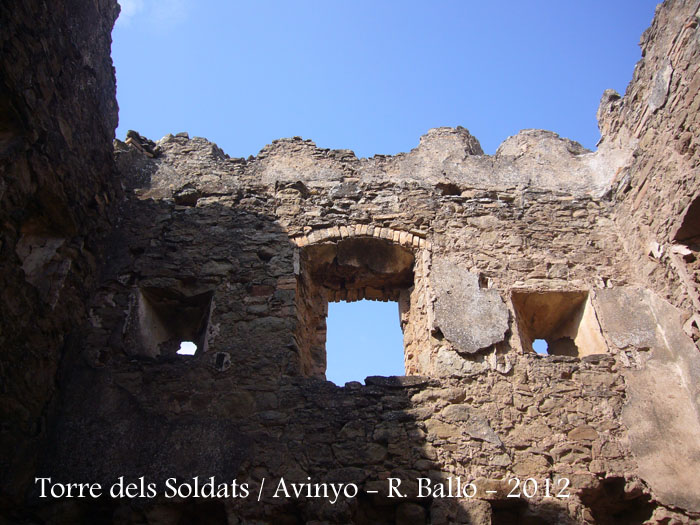 torre-dels-soldats-avinyo-120303_519